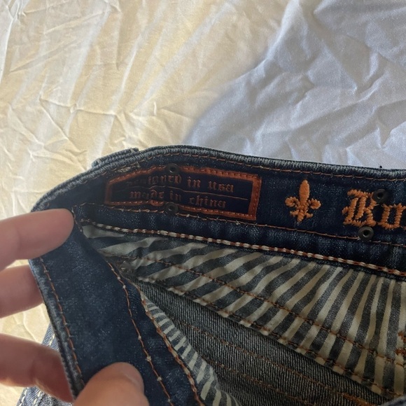 Rock Revival Cut off Shorts - Picture 5 of 8